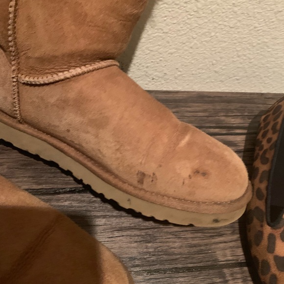 UGG Bailey Button - Picture 4 of 4